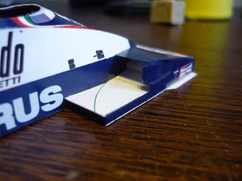 Toleman TG-183B A.Senna (Plná velikost v novém okně) Toleman TG-183B A.Senna