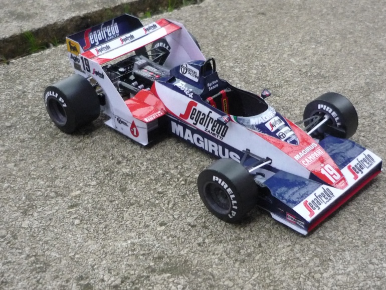Toleman TG-183B A.Senna (Pln� velikost v nov�m okn�) Toleman TG-183B A.Senna