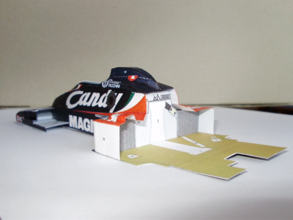 TOLEMAN TG-183B HART , 1983 (Plná velikost v novém okně) TOLEMAN TG-183B HART , 1983