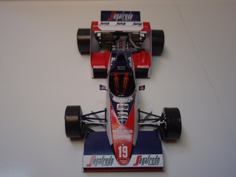 Toleman TG-183B (Plná velikost v novém okně) Toleman TG-183B