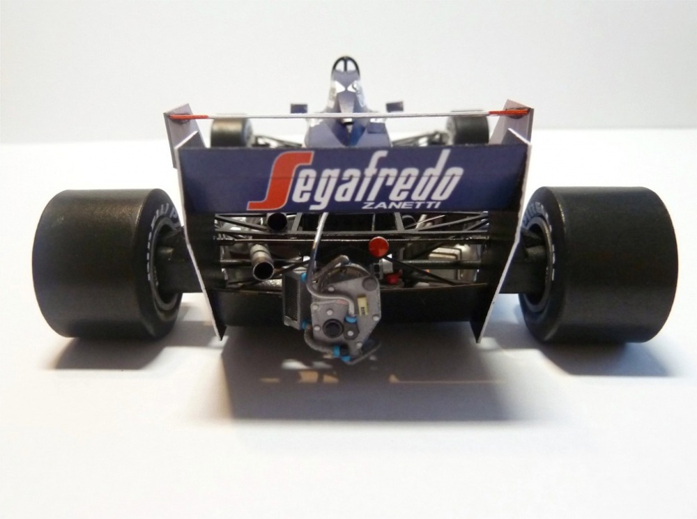 Toleman TG-183B Hart,Brazil GP ´84 (Plná velikost v novém okně) Toleman TG-183B Hart,Brazil GP ´84