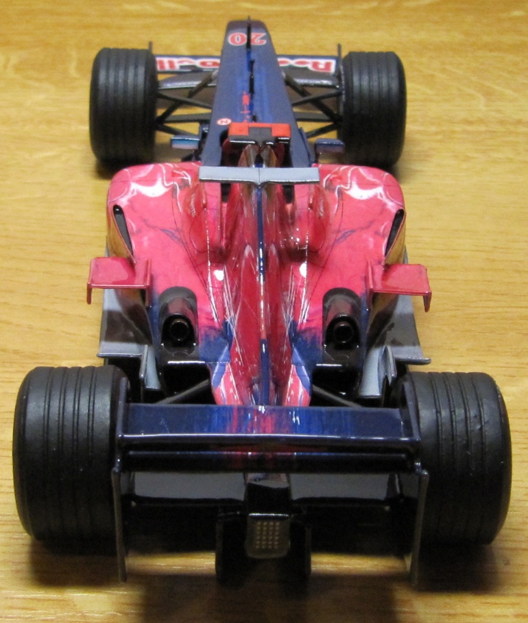 Toro Rosso STR1, Vitantonio Liuzzi, 2006 (Plná velikost v novém okně) Toro Rosso STR1, Vitantonio Liuzzi, 2006