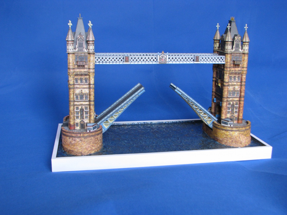 Tower Bridge - fasz (Pln� velikost v nov�m okn�) Tower Bridge - fasz