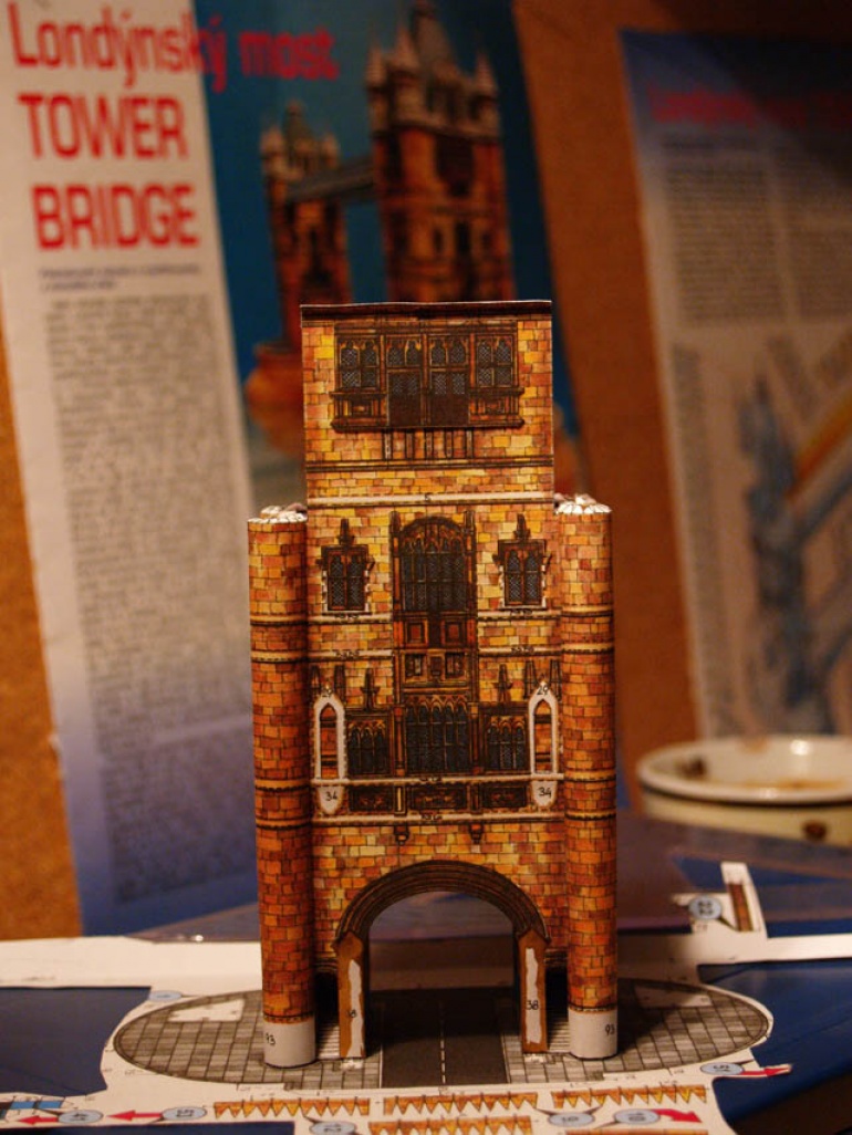 Tower Bridge (Plná velikost v novém okně) Tower Bridge