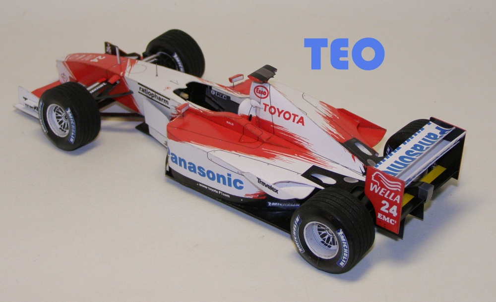 Toyota TF102 (Plná velikost v novém okně) Toyota TF102