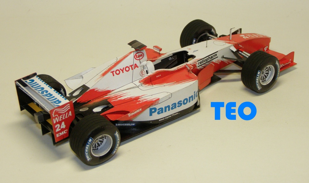 Toyota TF102 (Plná velikost v novém okně) Toyota TF102