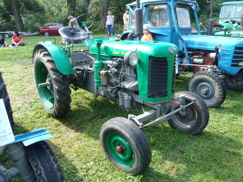 TRAKTOR SRAZ Po��tky 2013