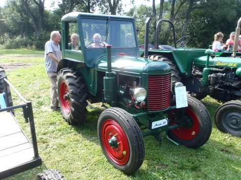 TRAKTOR SRAZ Po��tky 2013