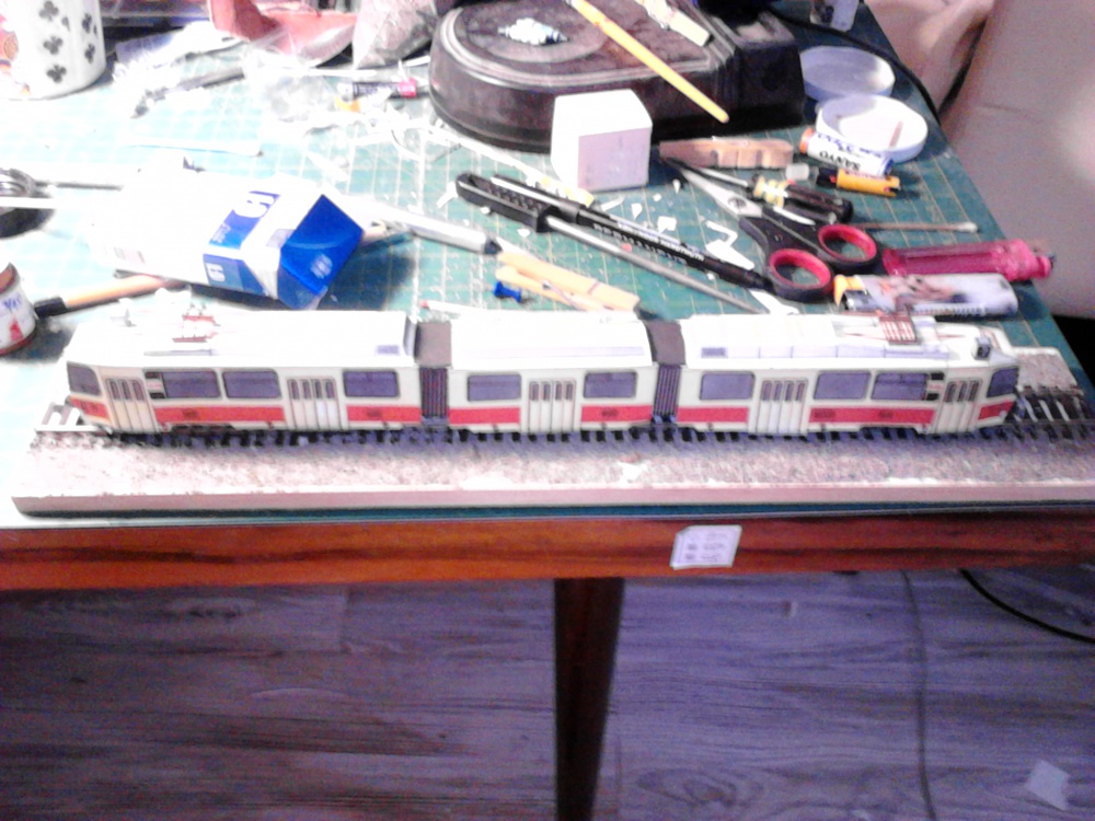 272096