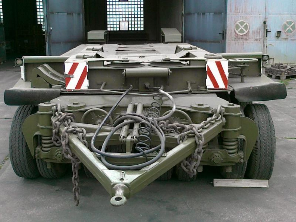 TRANSPORTA P-32 (Plná velikost v novém okně) TRANSPORTA P-32