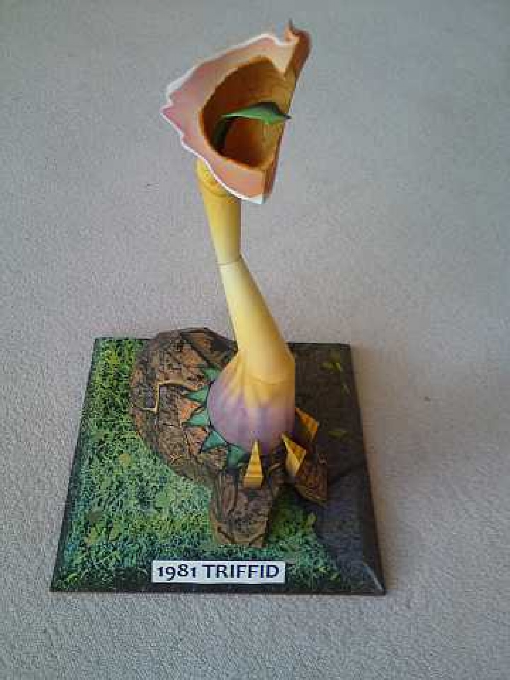 Trifid (Plná velikost v novém okně) Trifid