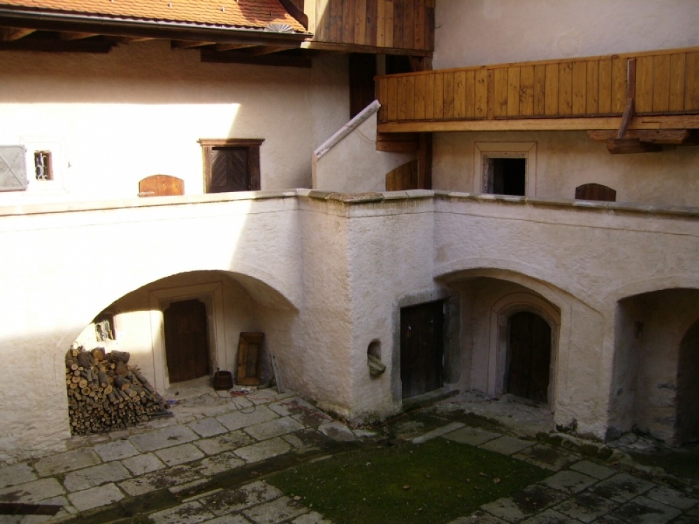Tvrz Cukn�tejn
