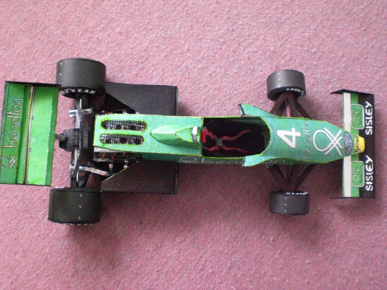Tyrrel 011