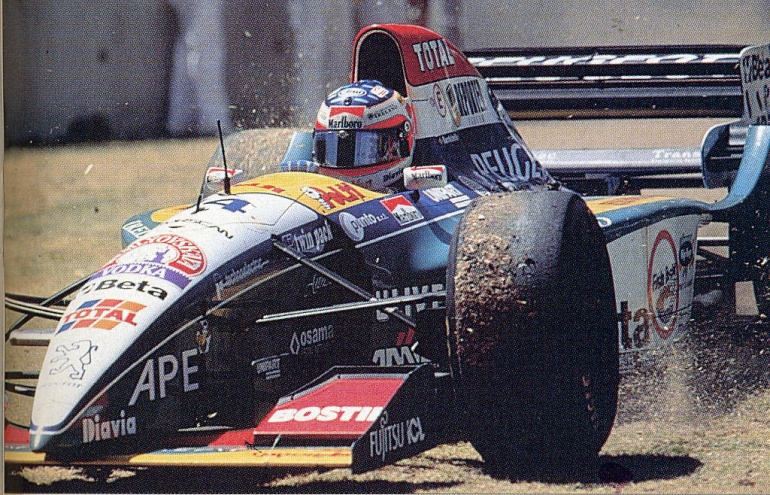 F1 - různé foto (Plná velikost v novém okně) F1 - různé foto