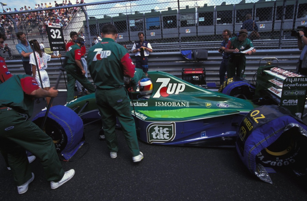 F1 - různé foto (Plná velikost v novém okně) F1 - různé foto