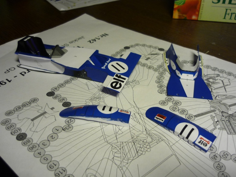 Tyrrell 003 / Stewart / Monako 71 (Plná velikost v novém okně) Tyrrell 003 / Stewart / Monako 71
