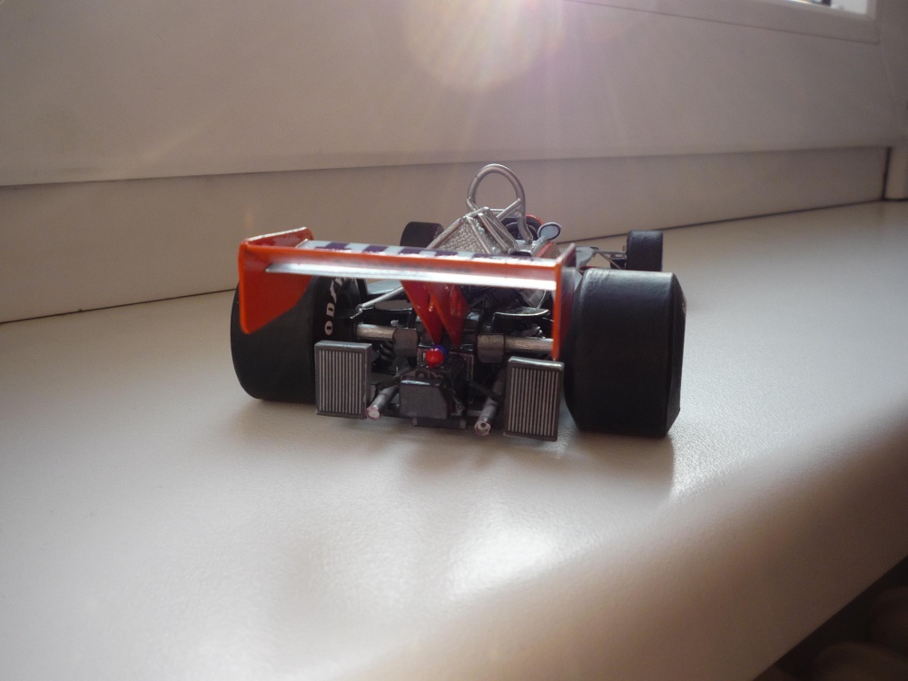 Tyrrell 007 (Plná velikost v novém okně) Tyrrell 007