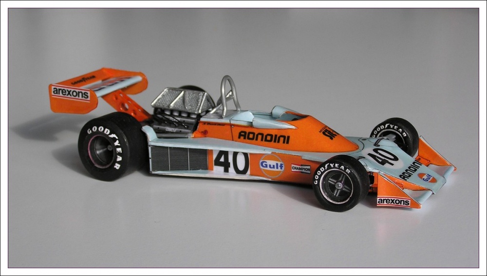 Tyrrell 007 (Plná velikost v novém okně) Tyrrell 007