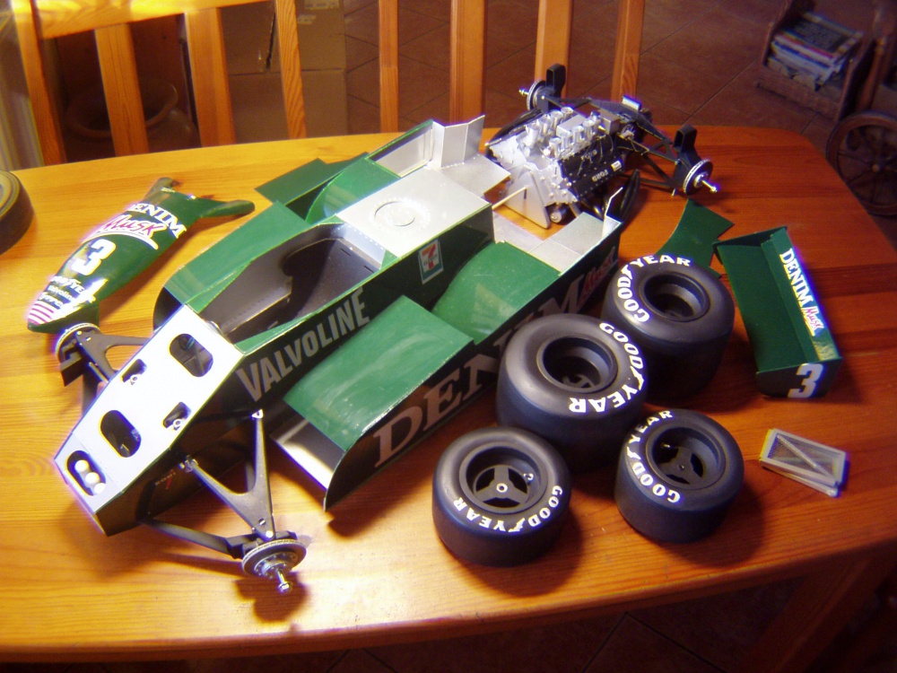Tyrrell 011, 1982, M. Alboreto, Las Vegas (Pln� velikost v nov�m okn�) Tyrrell 011, 1982, M. Alboreto, Las Vegas