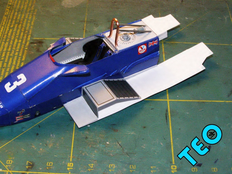 Tyrrell 011 (Plná velikost v novém okně) Tyrrell 011
