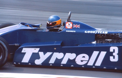 Tyrrell 011