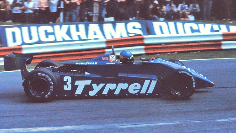 Tyrrell 011 (Plná velikost v novém okně) Tyrrell 011