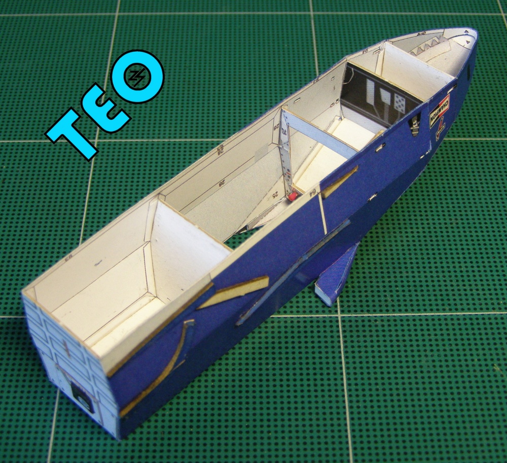 Tyrrell 011 (Plná velikost v novém okně) Tyrrell 011
