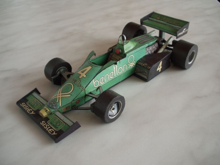 Tyrrell 011 (Pln� velikost v nov�m okn�) Tyrrell 011