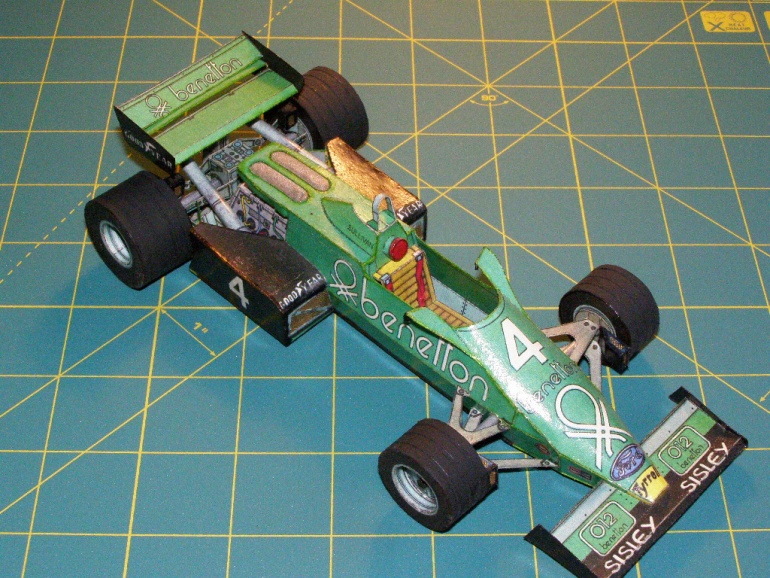 Tyrrell 011B (Plná velikost v novém okně) Tyrrell 011B