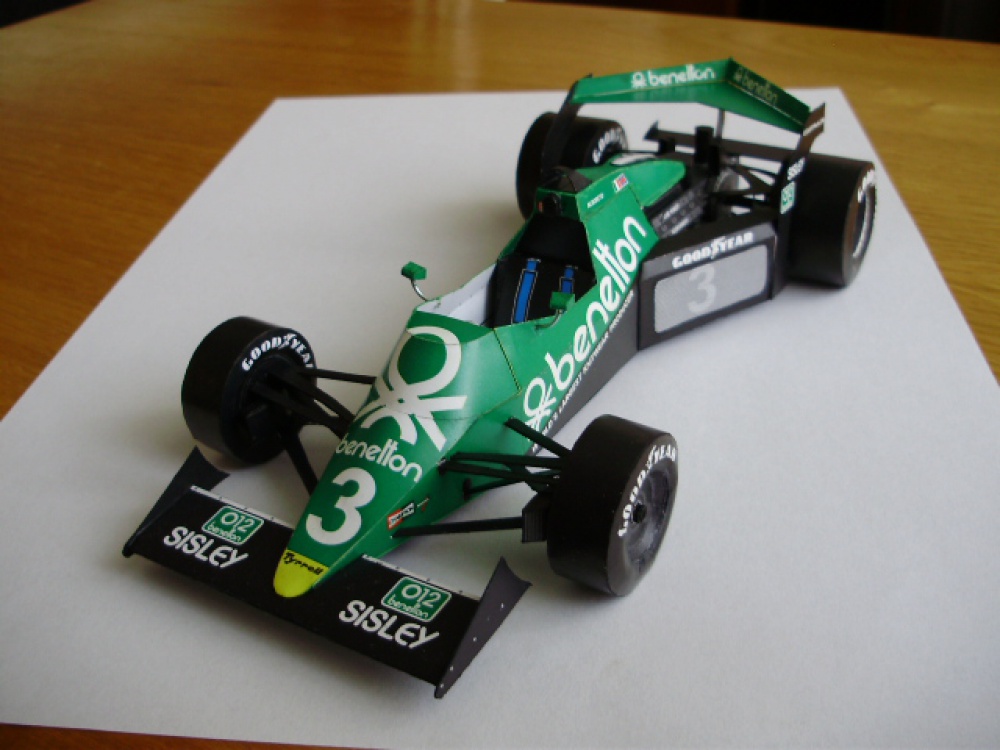 Tyrrell 012/1 - 1983 (Pln� velikost v nov�m okn�) Tyrrell 012/1 - 1983