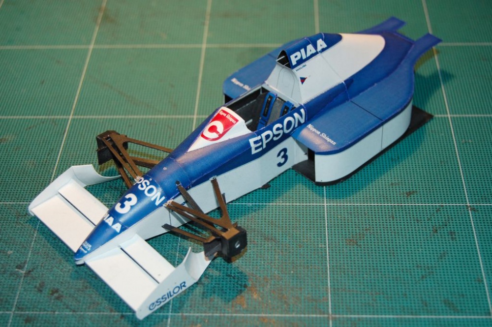 Tyrrell 018 1989-1990 (Plná velikost v novém okně) Tyrrell 018 1989-1990