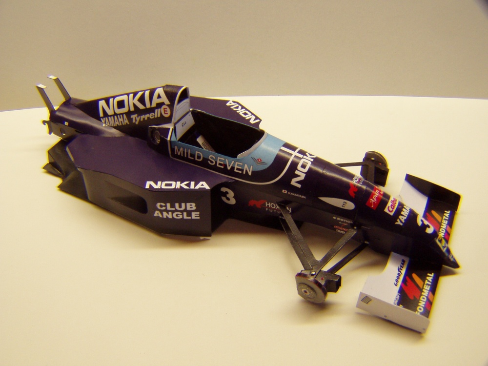 Tyrrell 023, 1995, U. Katayama, GP Brazílie (Plná velikost v novém okně) Tyrrell 023, 1995, U. Katayama, GP Brazílie