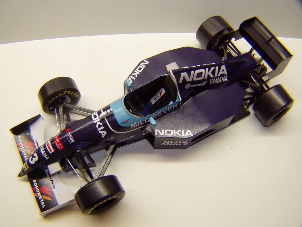 Tyrrell 023, 1995, U. Katayama, GP Brazílie (Plná velikost v novém okně) Tyrrell 023, 1995, U. Katayama, GP Brazílie