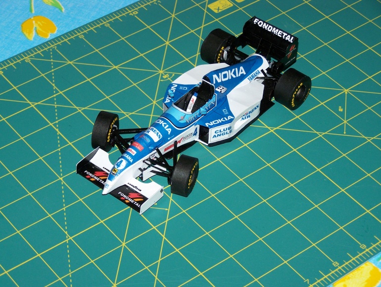 Tyrrell 023, Mika Salo 1995 (Plná velikost v novém okně) Tyrrell 023, Mika Salo 1995