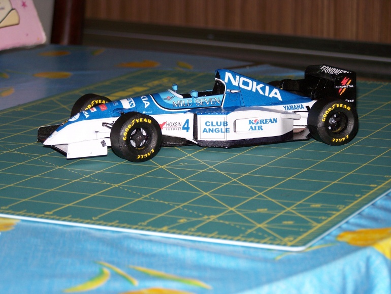 Tyrrell 023, Mika Salo 1995 (Plná velikost v novém okně) Tyrrell 023, Mika Salo 1995