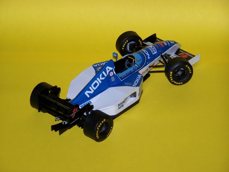 Tyrrell 023, Mika Salo 1995 (Plná velikost v novém okně) Tyrrell 023, Mika Salo 1995