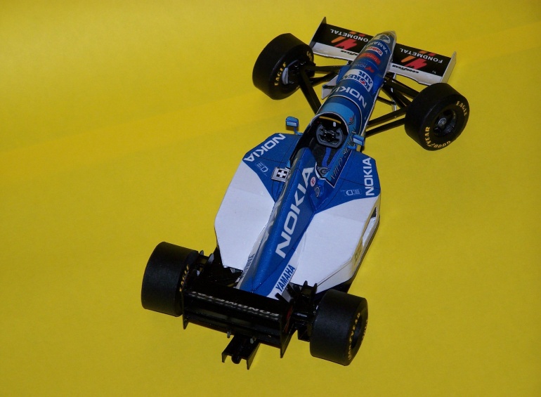 Tyrrell 023, Mika Salo 1995 (Plná velikost v novém okně) Tyrrell 023, Mika Salo 1995