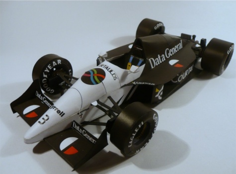 Tyrrell DG/016