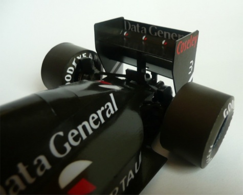 Tyrrell DG/016