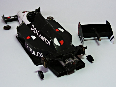 Tyrrell DG 016 Tyrrell DG 016