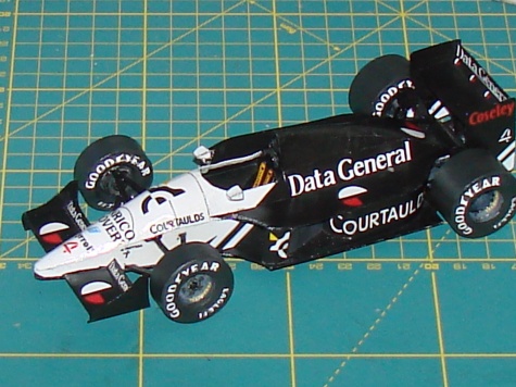 Tyrrell DG/016