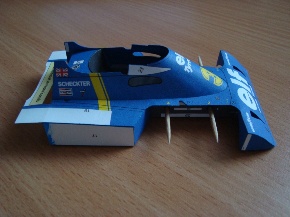Tyrrell P34 - 1976 - Jody Scheckter (Plná velikost v novém okně) Tyrrell P34 - 1976 - Jody Scheckter
