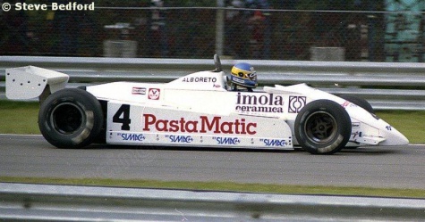 Tyrrell 011.81 trojverze Tyrrell 011.81 trojverze