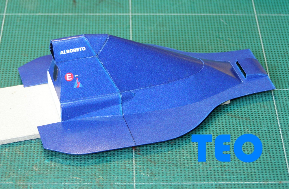 Tyrrell 018 (Plná velikost v novém okně) Tyrrell 018