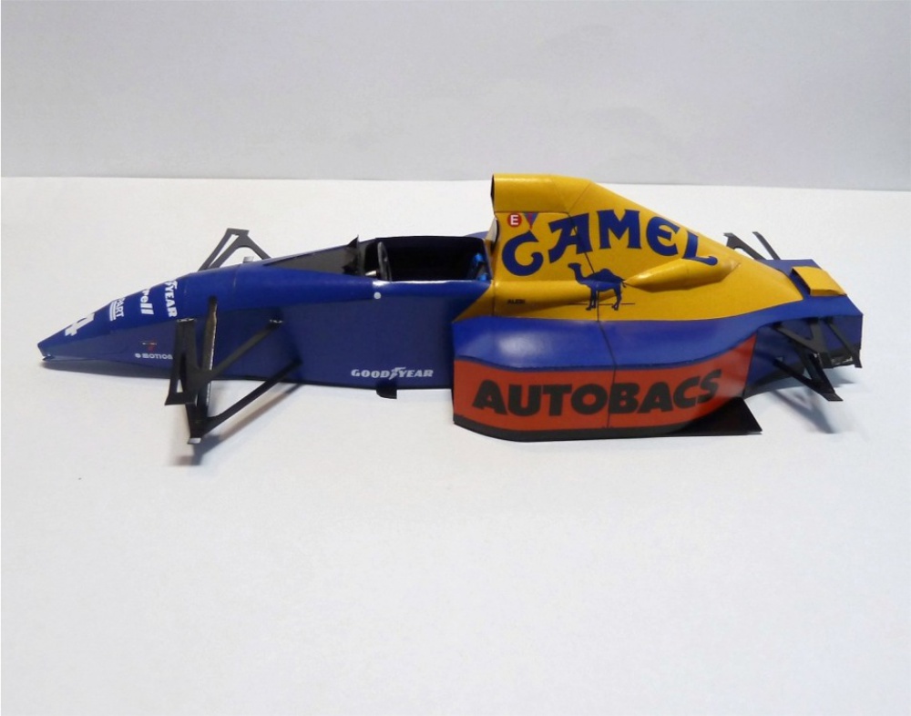 Tyrrell 018, VC Japonska´89 (Plná velikost v novém okně) Tyrrell 018, VC Japonska´89