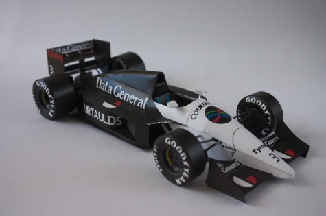 Tyrrell DG 016