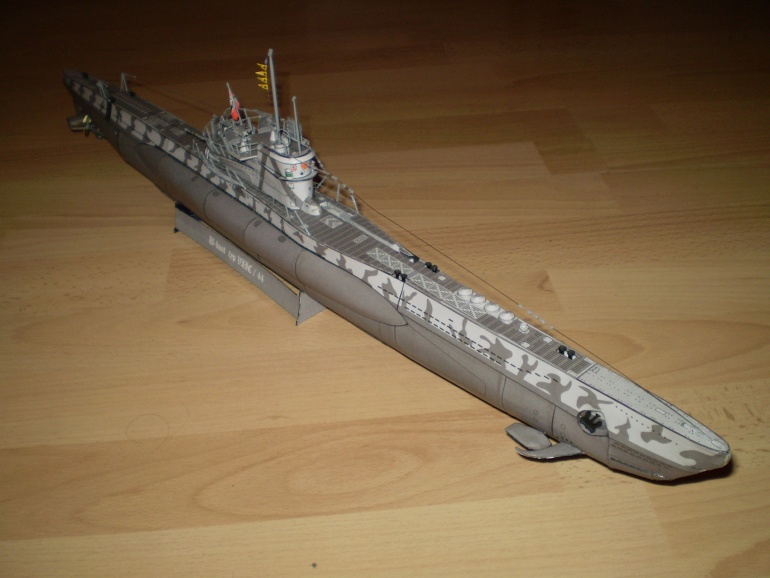 U Boot U VII a U IX (Plná velikost v novém okně) U Boot U VII a U IX