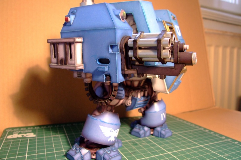 Ultramarines Dreadnought Mk. V. (Plná velikost v novém okně) Ultramarines Dreadnought Mk. V.