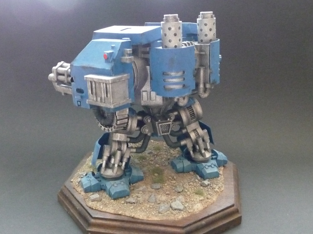 Ultramarines Dreadnought Mk. V (Plná velikost v novém okně) Ultramarines Dreadnought Mk. V
