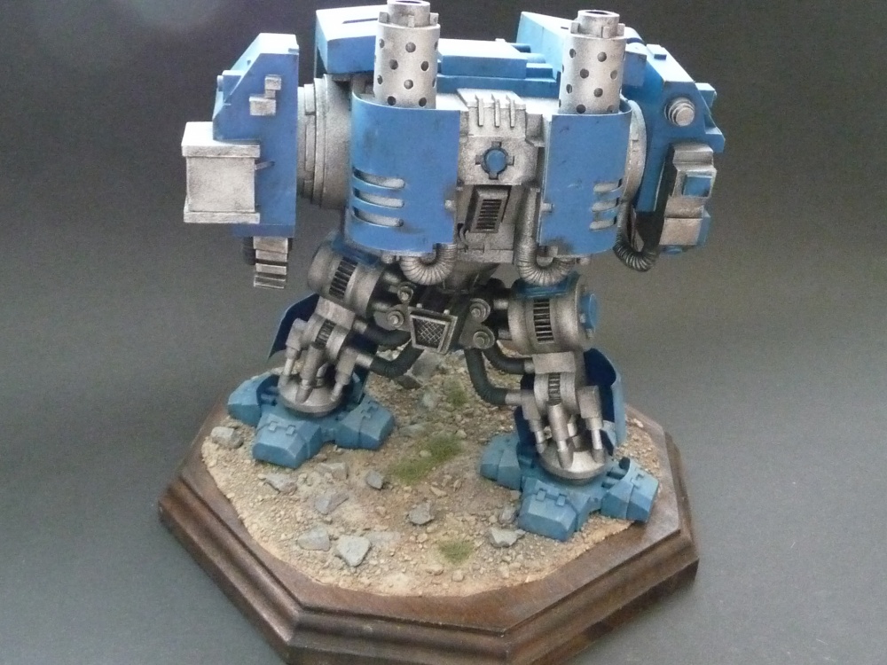 Ultramarines Dreadnought Mk. V (Plná velikost v novém okně) Ultramarines Dreadnought Mk. V